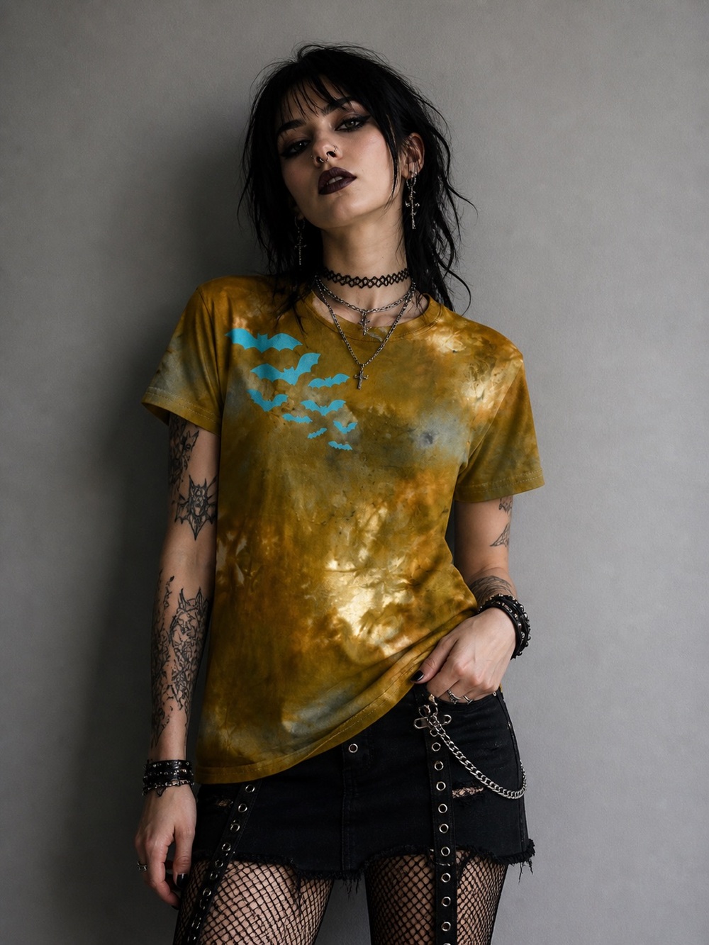 Gildan Ice Dyed Halloween Glow in the Dark Bats Tee S